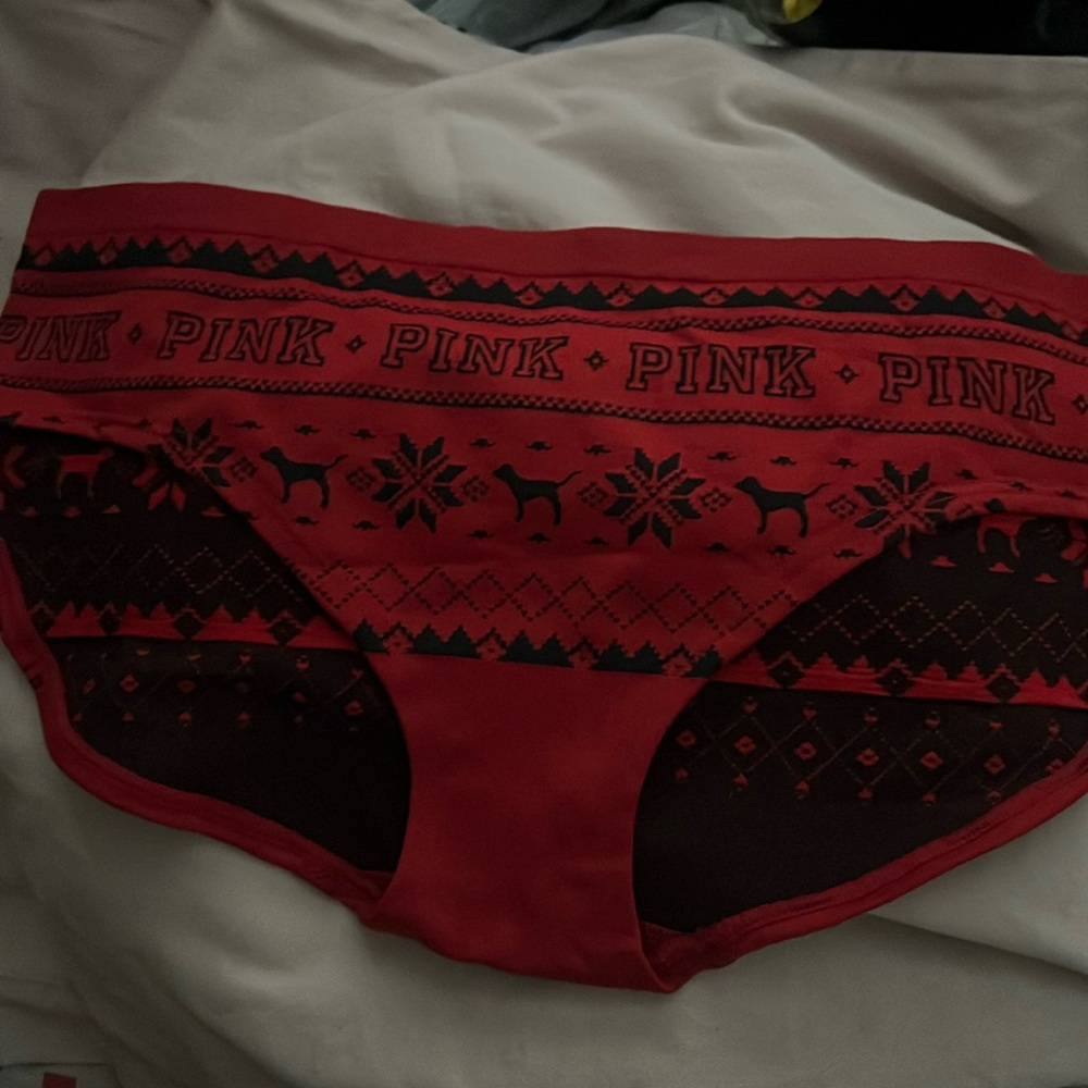VS PINK Fair Isle Dog Print Seamless Hipster Panty